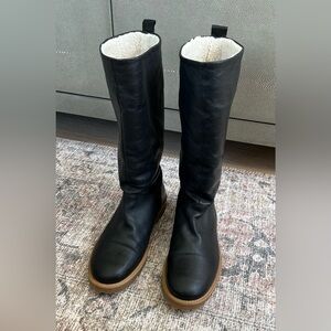Genuine leather sherling boots black
